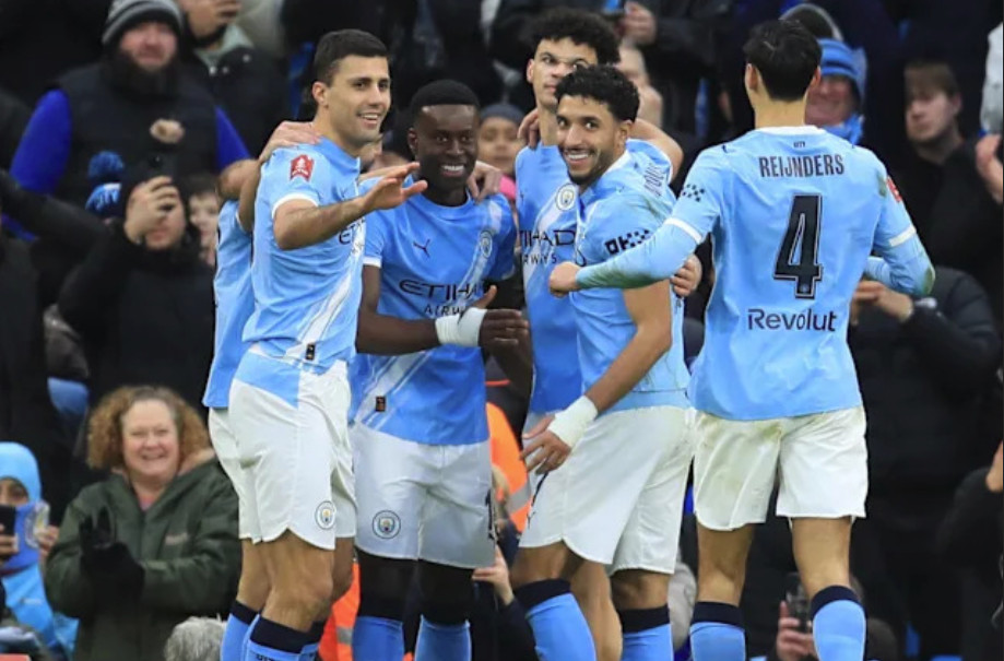 ঘাম ঝরানো জয়ে এফএ কাপের পঞ্চম রাউন্ডে ম্যানসিটি