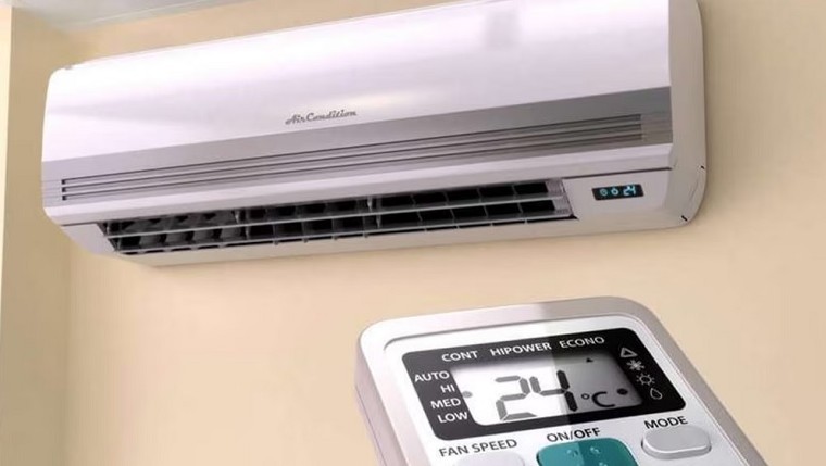 দিনে গরম রাতে শীত, এসির তাপমাত্রা কত রাখবেন?