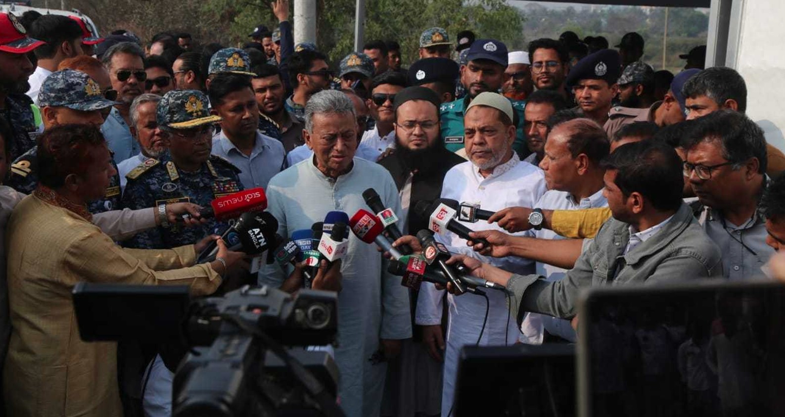 দেশের নাজুক অর্থনীতি পুনরুদ্ধারে ট্যাক্স বাড়াতে হবে: অর্থমন্ত্রী