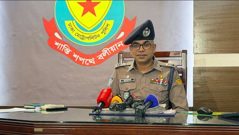 সাংবাদিকদের পেটানোর ঘটনা অনিচ্ছাকৃত : ডিএমপি