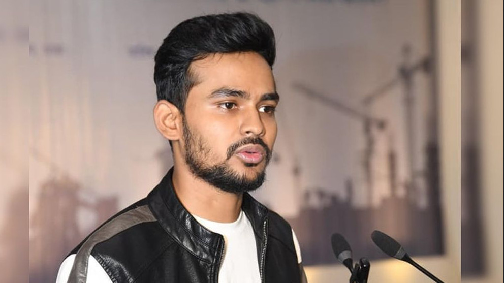 জনরায়কে বৃদ্ধাঙ্গুলি দেখিয়ে শুরু নতুন সংসদের যাত্রা: আসিফ মাহমুদ