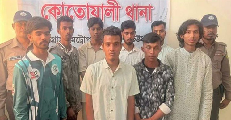 ঝটিকা মিছিল থেকে ছাত্রলীগ-যুবলীগের ৮ জন আটক