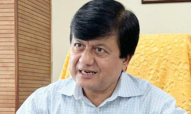 রাজস্ব বোর্ডের মতিউরের চারটি প্লট ক্রোক