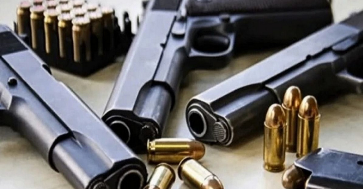 সারাদেশে বৈধ ৪৮ হাজার অস্ত্রের মধ্যে জমা ২৭ হাজার