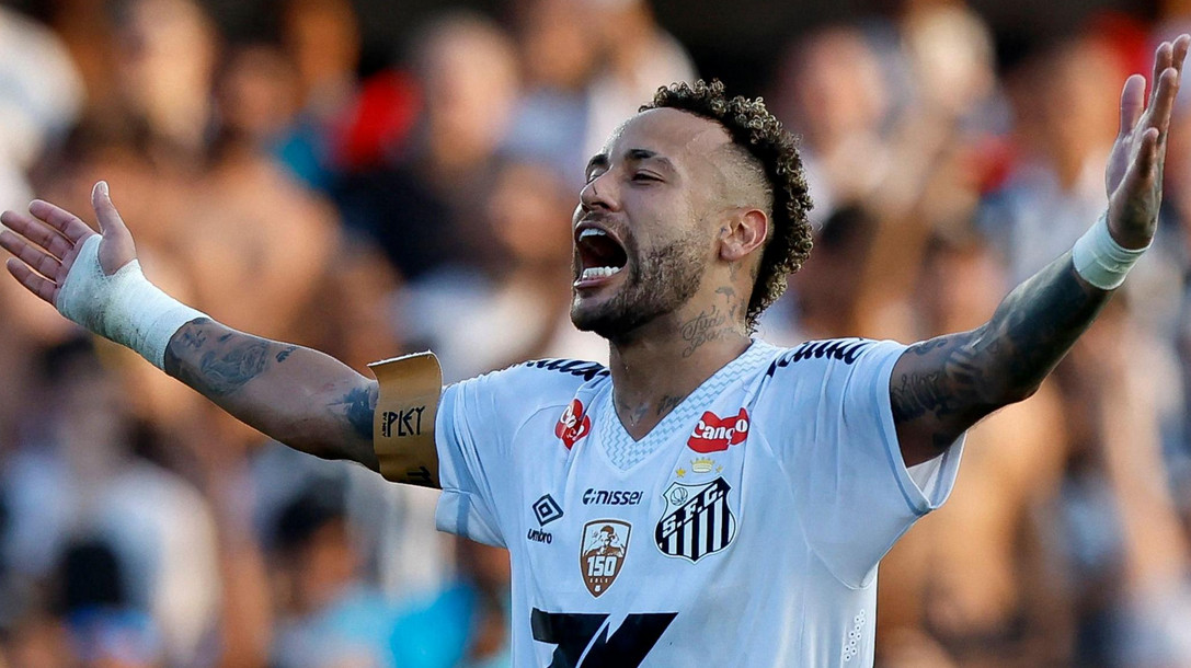 দুই মাস পর মাঠে ফিরলেন নেইমার