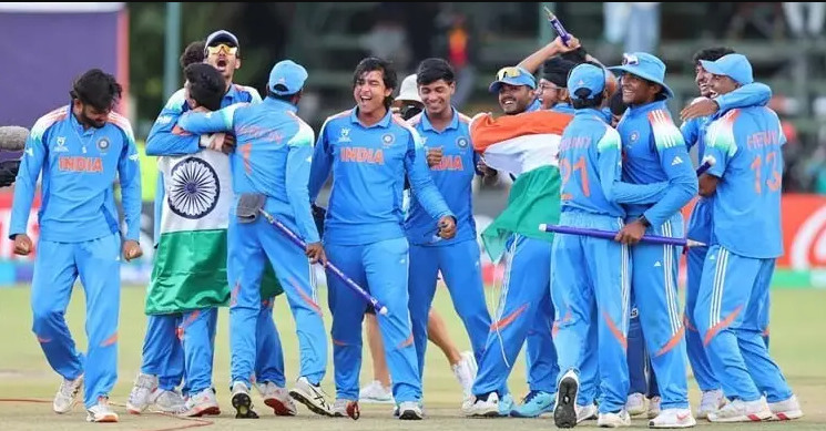 ইংল্যান্ডকে হারিয়ে চ্যাম্পিয়ন ভারতের যুবারা