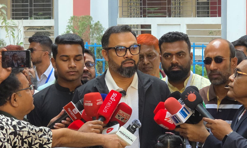 ঢাকা-১৬ আসনে ফলাফল স্থগিত ও পুনর্নির্বাচনের দাবি আমিনুল হকের