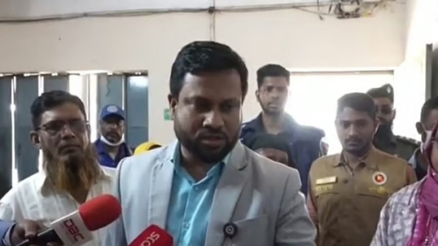 শ্রীপুরে ভোট দিতে গিয়ে জানলেন দেওয়া হয়ে গেছে, ৩ নির্বাচনি কর্মকর্তা প্রত্যাহার