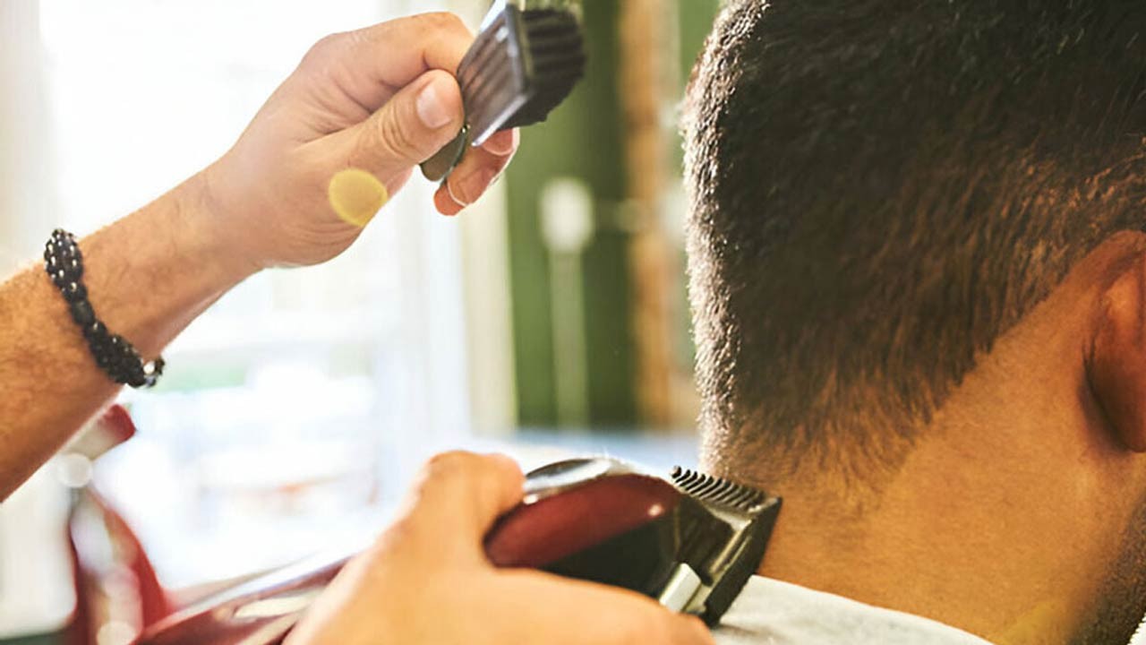 রোজা রেখে চুল কাটা কি জায়েজ?