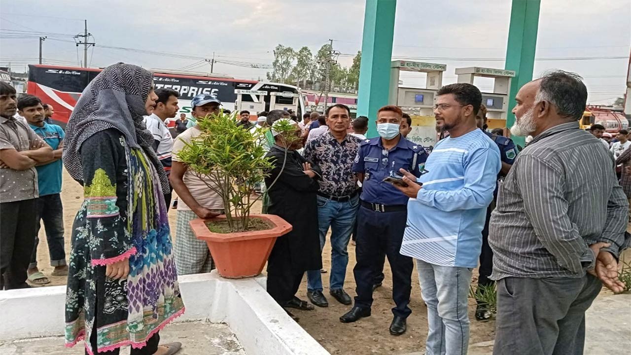 বগুড়ার সান্তাহারে মজুত থাকা সত্ত্বেও তেল বিক্রি না করায় হা-মীম পাম্পকে ৩০ হাজার টাকা জরিমানা