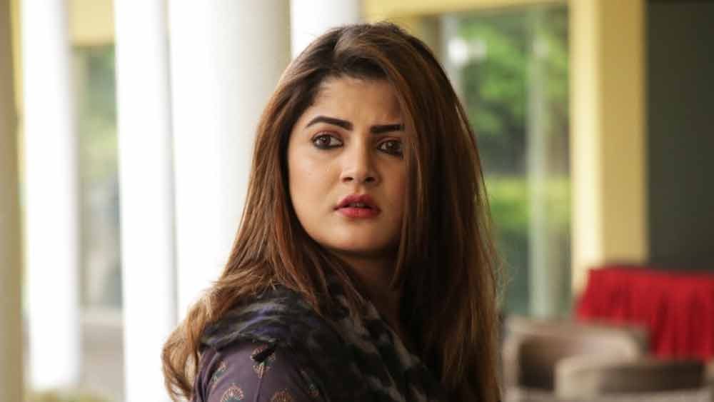 ট্রলিংয়ের একটা লিমিট থাকা উচিৎ : শ্রাবন্তী চ্যাটার্জি