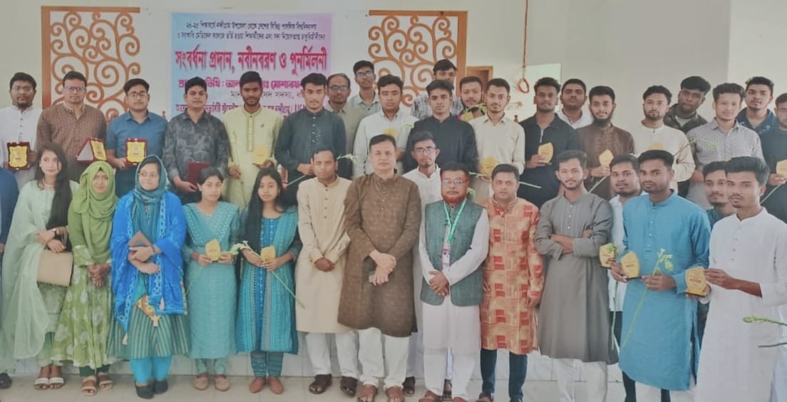 মেধাবী শিক্ষার্থীদের হাত ধরেই গড়ে উঠবে শক্তিশালী বাংলাদেশ: এমপি মোশাররফ হোসেন