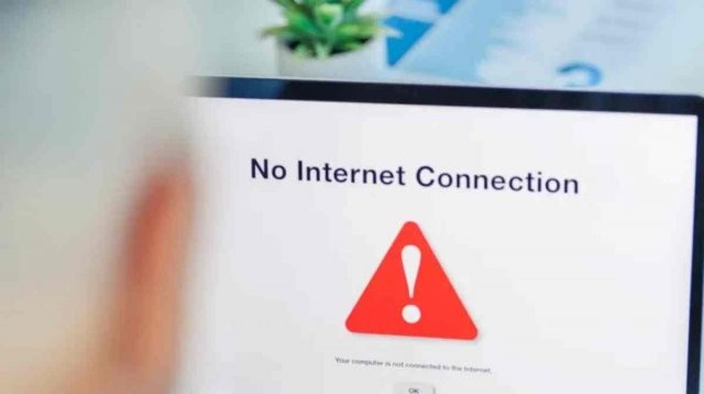 ১২০ ঘণ্টা ধরে ইন্টারনেট ব্ল্যাকআউট ইরানে