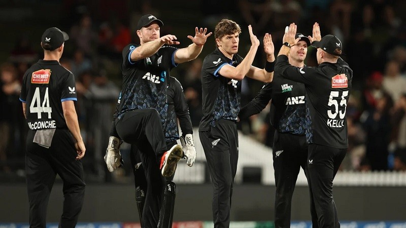 বড় জয়েের মাধ্যমে সিরিজ সমতায় নিউজিল্যান্ড