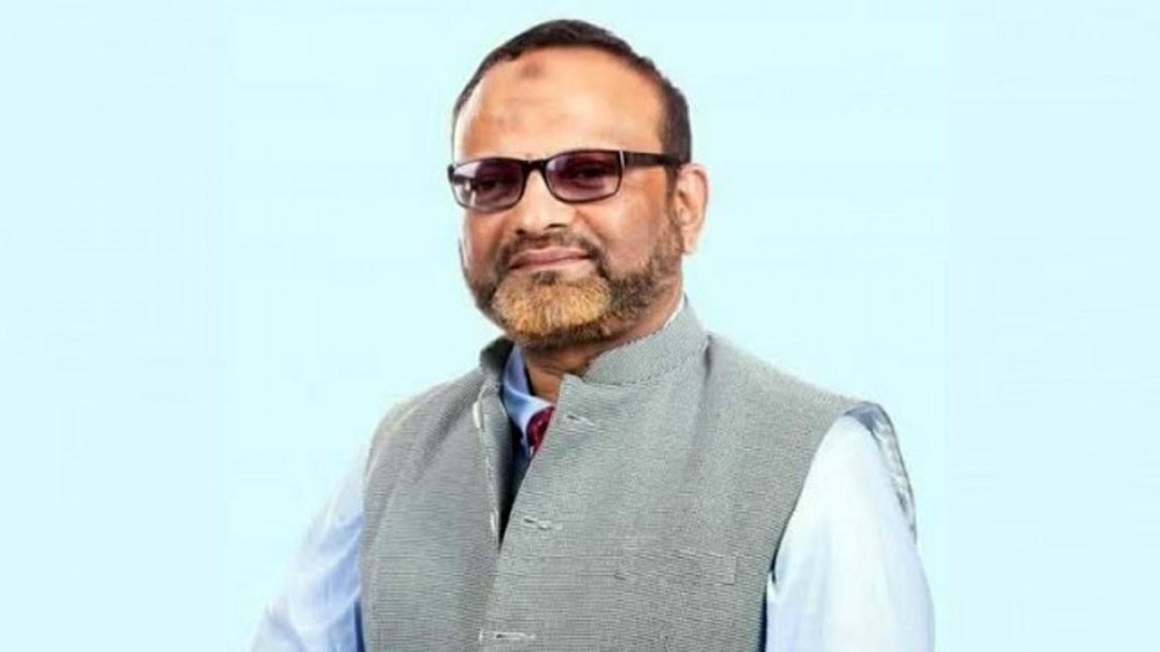 ঢাবি প্রো-ভিসি  অধ্যাপক মামুন আহমেদের মায়ের ইন্তেকালে উপাচার্যের শোক