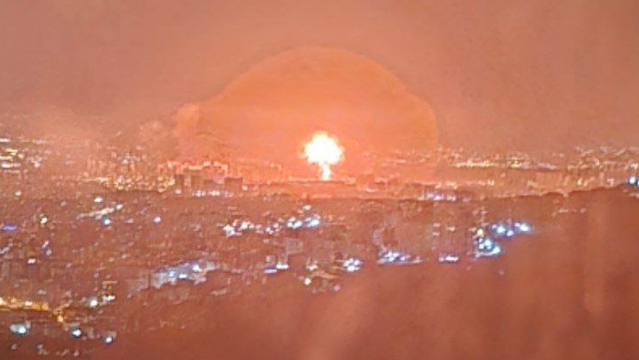 প্রথমবারের মতো ইরানের তেলক্ষেত্র লক্ষ্য করে ইসরায়েলের হামলা