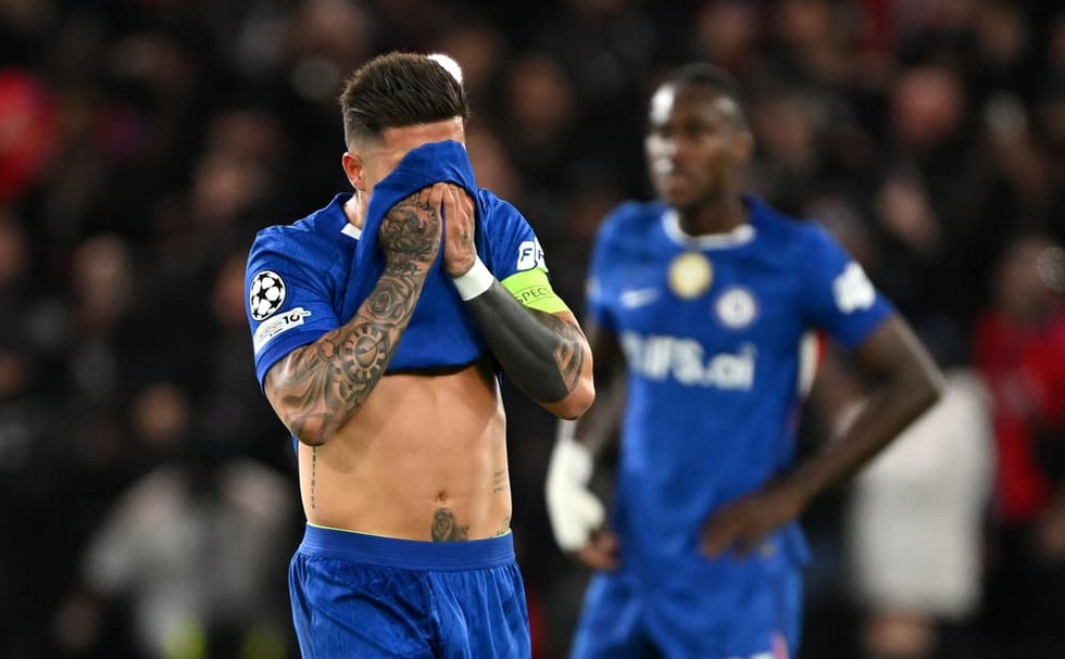 চ্যাম্পিয়ন্স লিগ থেকে লজ্জাজনক বিদায় চেলসির