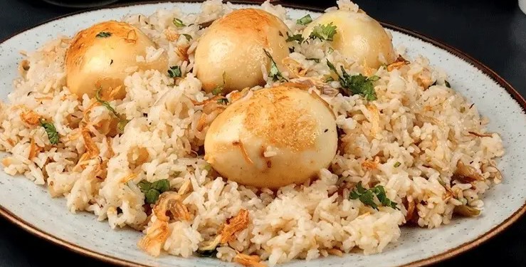 ঝটপট ডিম পোলাও রান্না করবেন যেভাবে