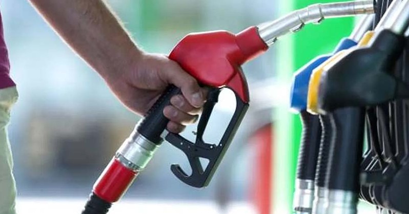 জ্বালানি তেলের বাজার স্থিতিশীল রাখতে নতুন সিদ্ধান্ত বিপিসি’র 