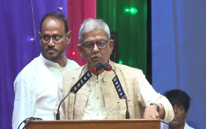 স্বাধীনতাবিরোধী সেই অপশক্তি নতুন চেহারায় হাজির হয়েছে: মির্জা ফখরুল