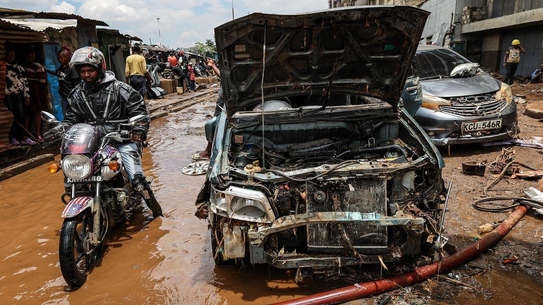 কেনিয়ায় ভারি বর্ষণ ও বন্যায় নিহত ৬৬