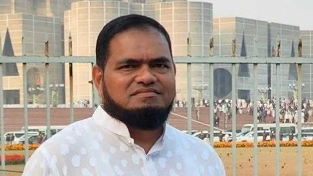 খুলনায় শ্রমিক দল নেতাকে গুলি ও কুপিয়ে হত্যা