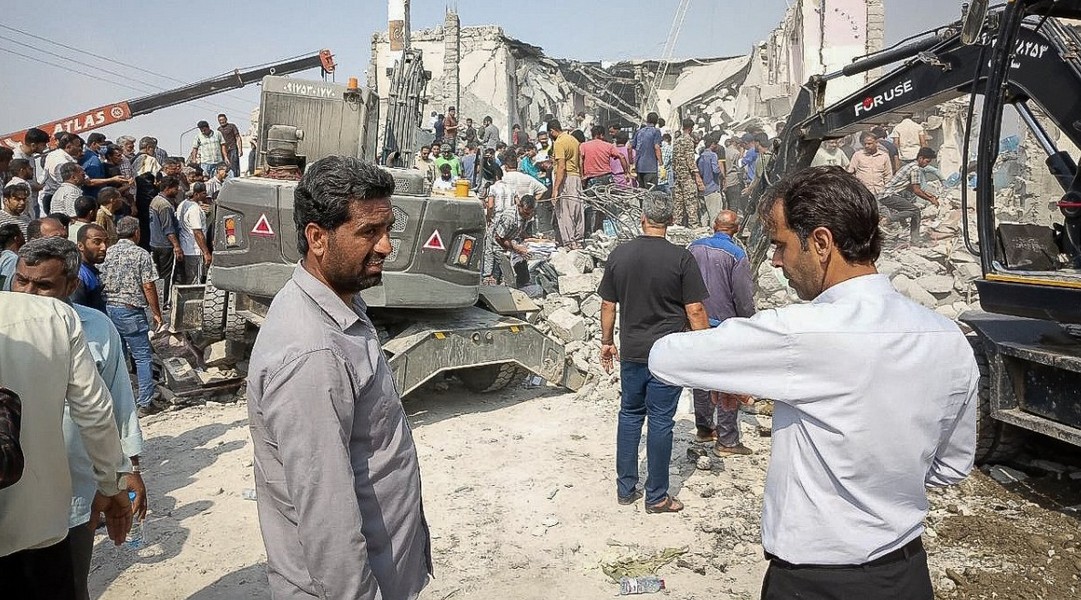 ইসরায়েল-যুক্তরাষ্ট্রের হামলায় ইরানে নিহত ১২৫৫
