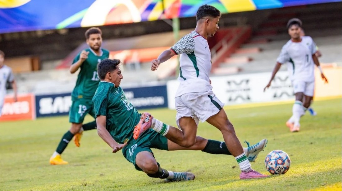 পাকিস্তানকে হারাল ভারত, সেমিফাইনালে বাংলাদেশ