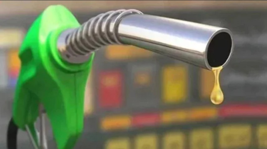 দেশের জ্বালানি তেলের মজুতের পরিমাণ জানালো বিপিসি 