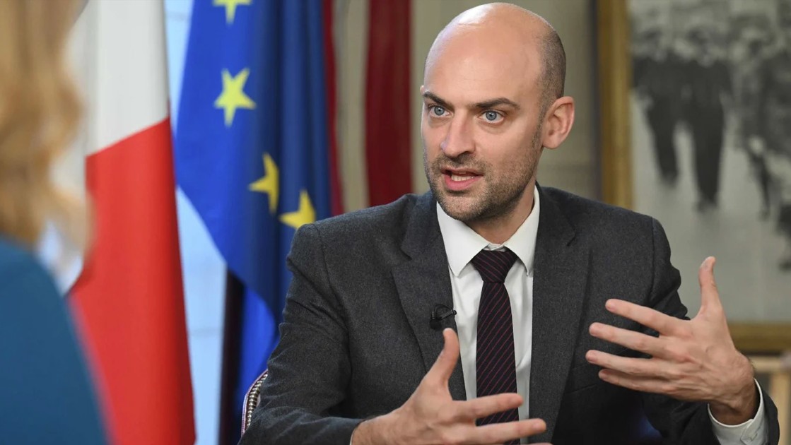 ইরানে হামলা সমর্থন করে না ফ্রান্স