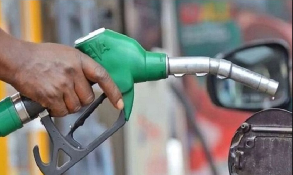 শুক্রবার ভারত থেকে আসছে আরও ৫ হাজার টন ডিজেল