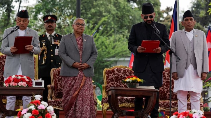 নেপালের নতুন প্রধানমন্ত্রী হিসেবে বালেন্দ্রর শপথ গ্রহণ