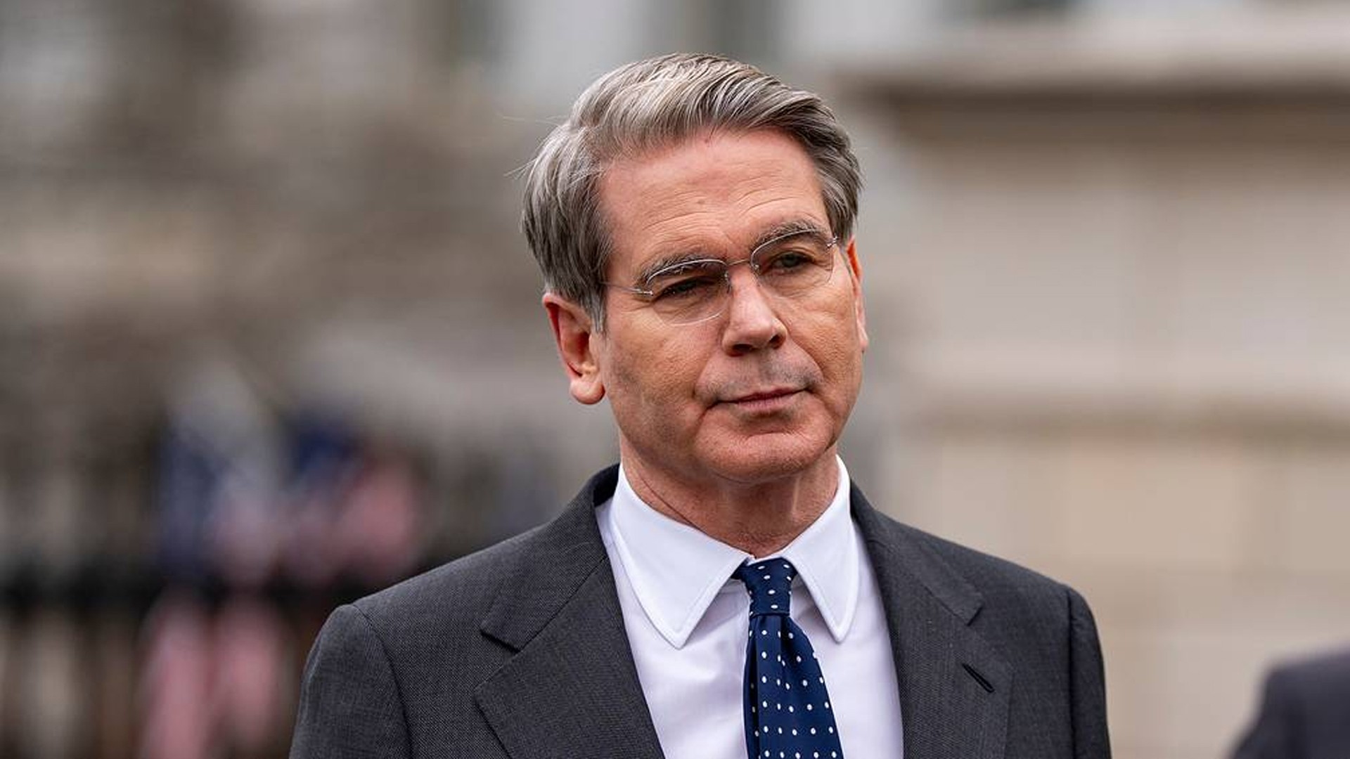 ইরানে ইতিহাসের ‘বৃহত্তম বোমাবর্ষণ’ হবে আজ রাতে: মার্কিন অর্থমন্ত্রী 