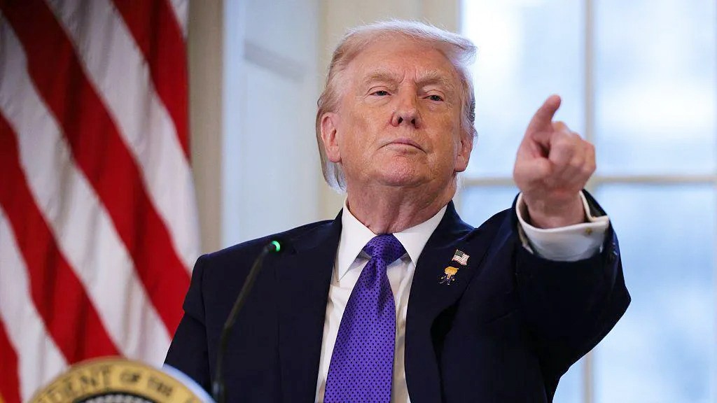 নিঃশর্ত আত্মসমর্পণ ছাড়া ইরানের সঙ্গে কোনো চুক্তি নয়: ট্রাম্প