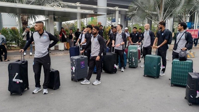 সিঙ্গাপুর পৌঁছেছেন জামাল-হামজারা