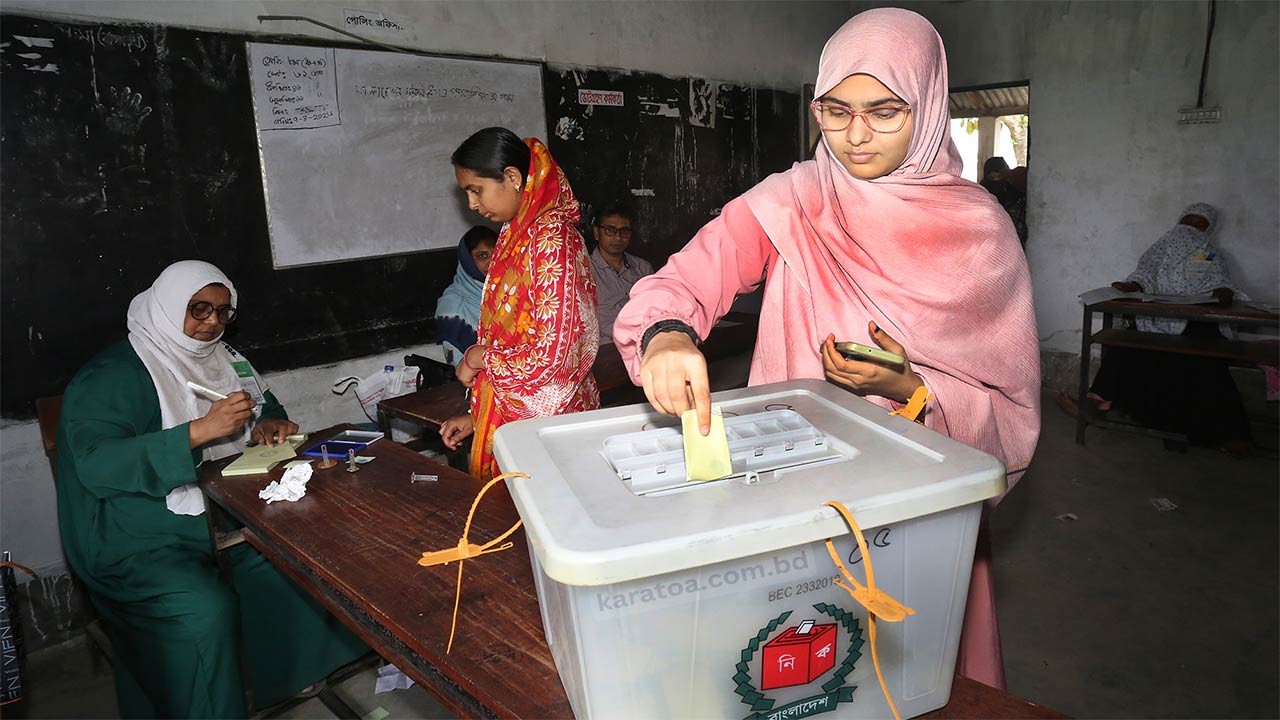 বগুড়া-৬ (সদর) উপনির্বাচনে ভোট পড়েছে ৪২ শতাংশ