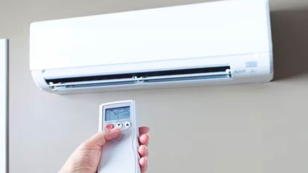 এসি সার্ভিসিং করিয়েছেন কিন্তু ঘর ঠান্ডা হচ্ছে না? সমাধান মিলবে যেভাবে