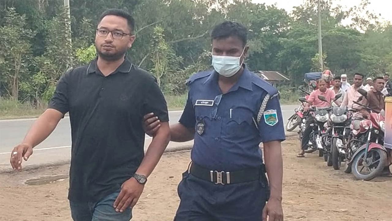 বগুড়ার নন্দীগ্রামে ভুয়া ডিজিএফআই পরিচয়ে ফিলিং স্টেশনে তদারকি যুবক গ্রেফতার