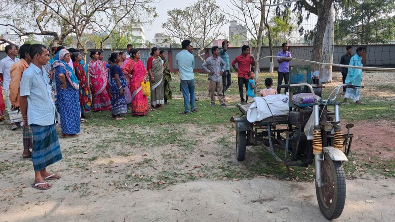 ঠাকুরগাঁওয়ের পীরগঞ্জে যৌতুকের বলি অন্তঃসত্ত্বা গৃহবধূ হত্যা মামলা নিচ্ছে না পুলিশ