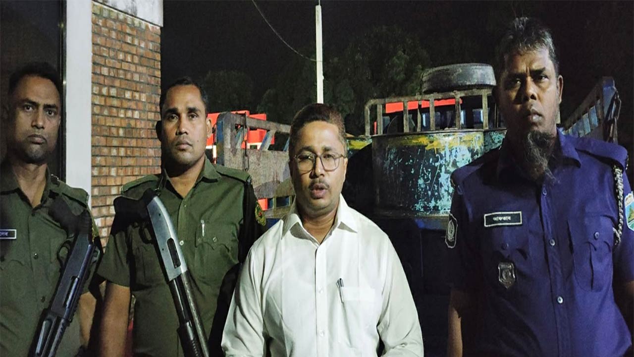 সিরাজগঞ্জের উল্লাপাড়ায় ১২শ’ লিটার ডিজেল জব্দ ব্যবসায়ীকে জেল-জরিমানা