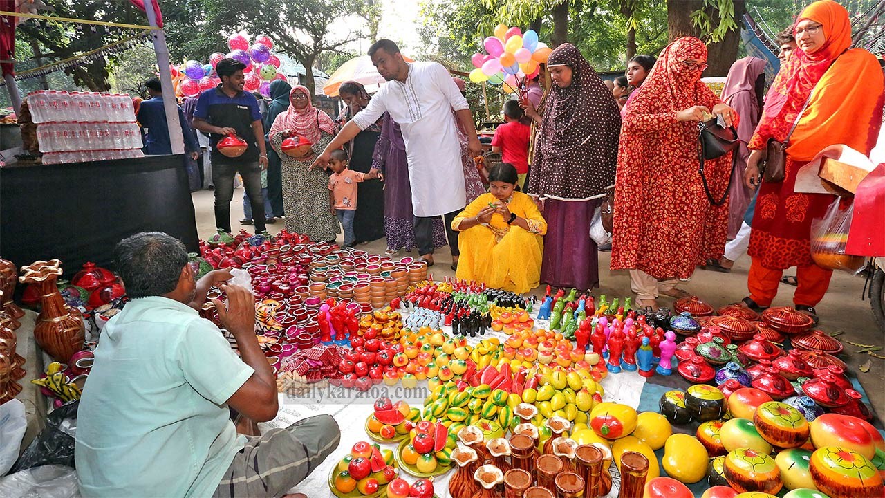 বগুড়া পৌর পার্কে শেষ হলো পাঁচ দিনব্যাপী বৈশাখী মেলা