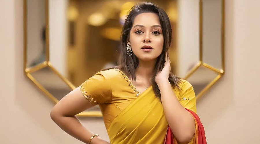 নতুন সিনেমা বিদায়ের শুটিংয়ে দীঘি