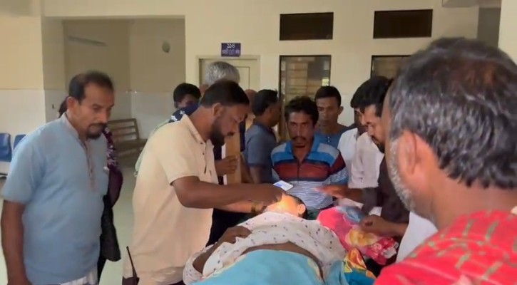 ব্রাহ্মণবাড়িয়ায় নৌকায় বসা নিয়ে মারামারি, কিল-ঘুষিতে একজনের মৃত্যু