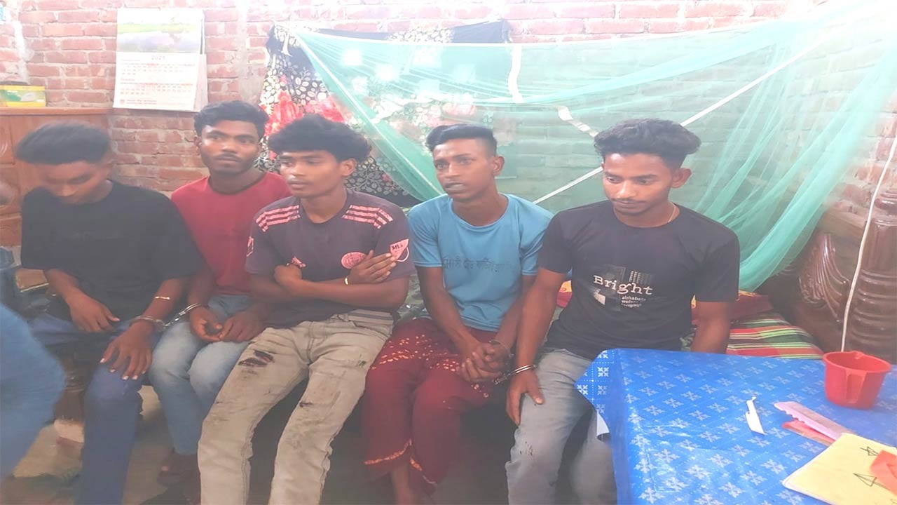 দিনাজপুরের বীরগঞ্জে মাদকবিরোধী অভিযানে ৫ জনকে আটক ও সাজা প্রদান