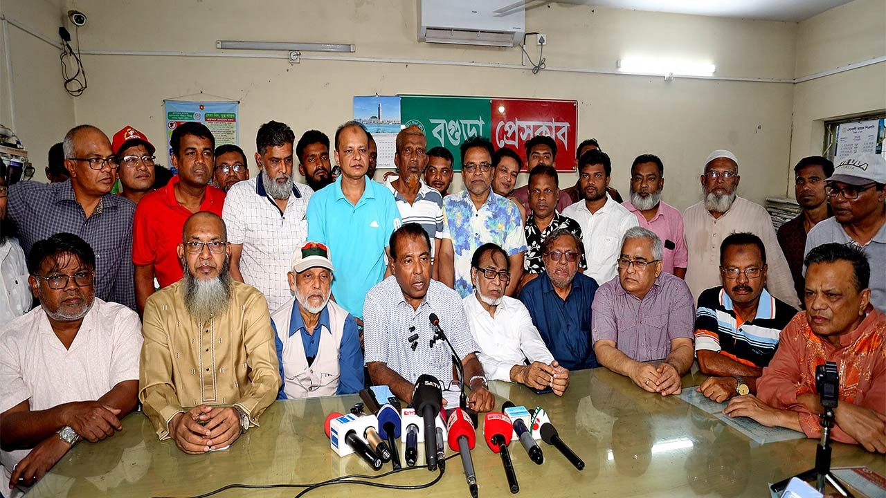 দলীয় কেউ যদি প্রিজাইডিং অফিসার হলে নির্বাচন কমিশন ব্যবস্থা গ্রহণ করবে : পাল্টা সংবাদ সম্মেলনে রেজাউল করিম বাদশা