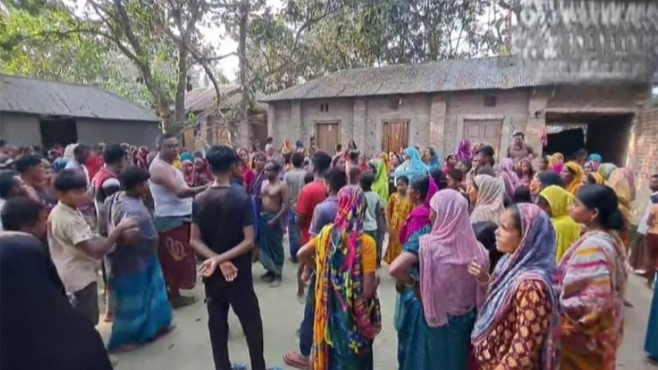 গাইবান্ধার গোবিন্দগঞ্জে যুবকের ছুরিকাঘাতে চারজন আহত, হামলাকারী আটক