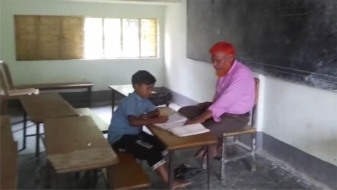 ঠাকুরগাঁওয়ের পীরগঞ্জে প্রাথমিক বিদ্যালয়ে শিক্ষার্থী ২, শিক্ষক ৫