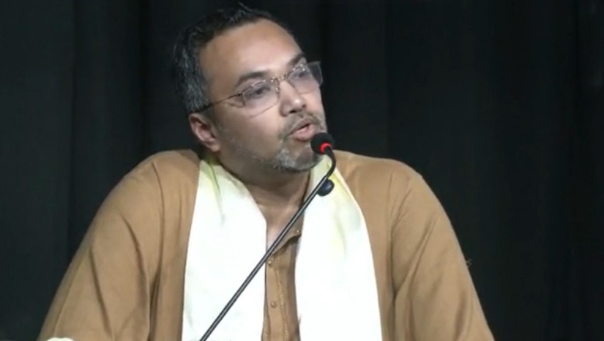 বাক স্বাধীনতা মানেই নোংরামি নয় : কোমল কুঁড়ি অনুষ্ঠানে মাহদী আমিন 