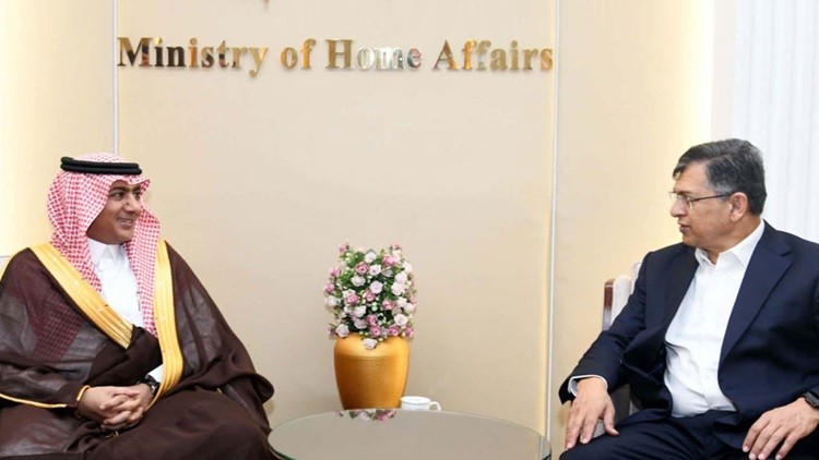 কাগজপত্র থাকলে সৌদিতে রোহিঙ্গাদের বাংলাদেশি পাসপোর্ট দেওয়ার নির্দেশ