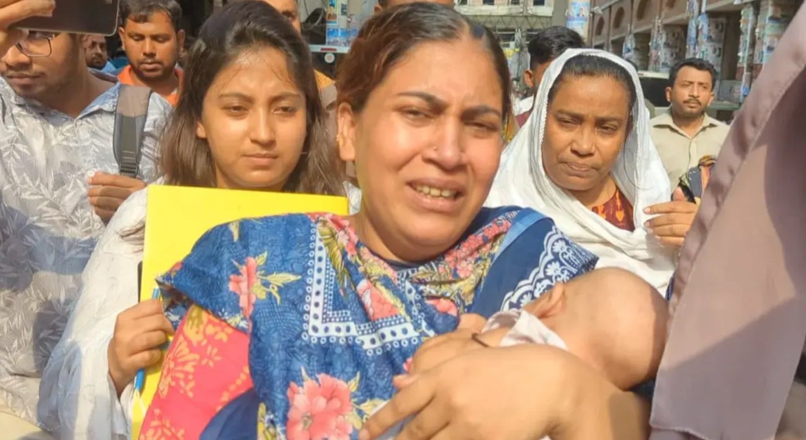 জামিন পেলেন দেড় মাসের সন্তানসহ কারাগারে যাওয়া সেই যুব মহিলা লীগ নেত্রী